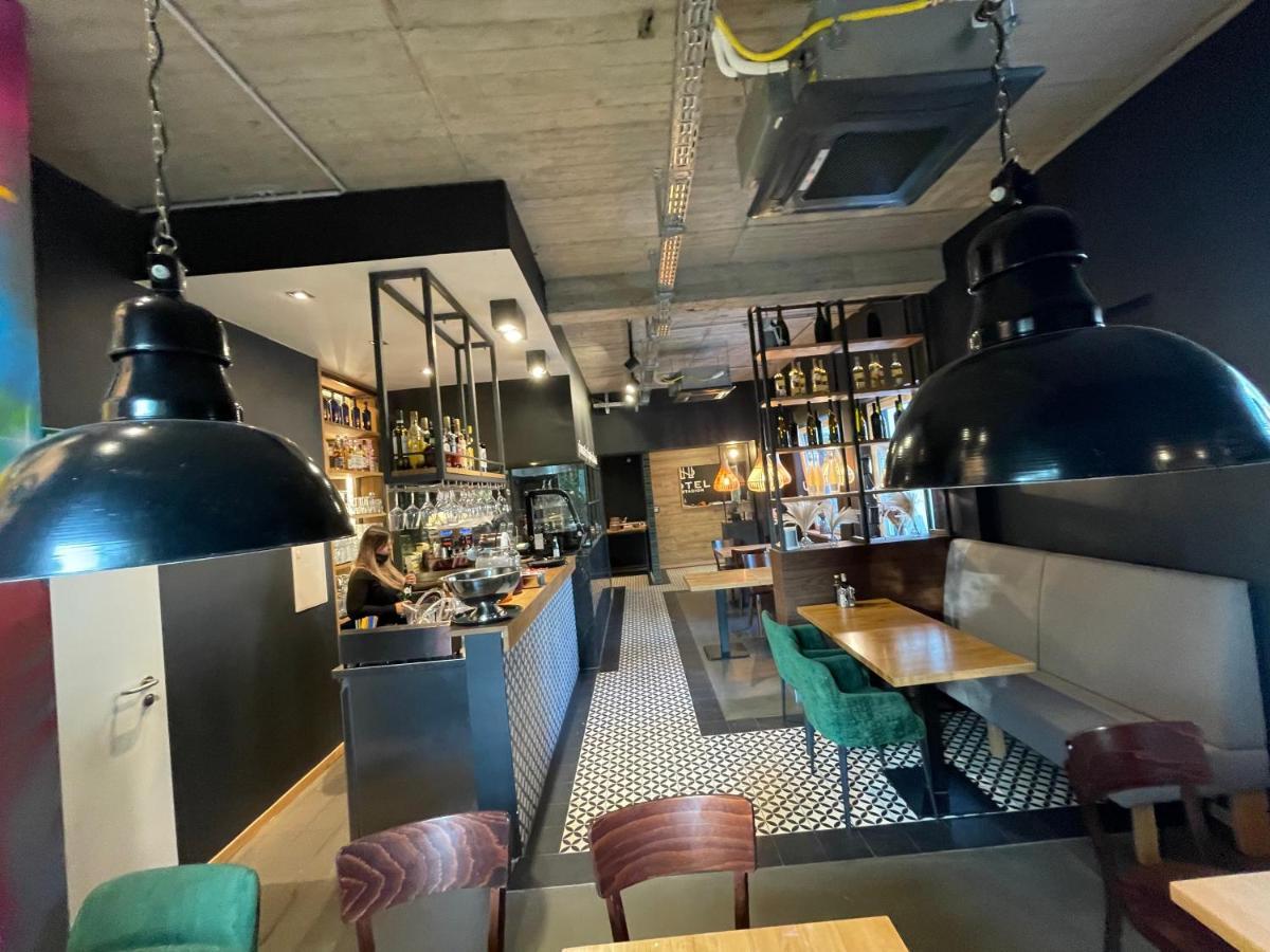 Hotel Am Stadion Vanino Cucina Italian Bielefeld Bagian luar foto