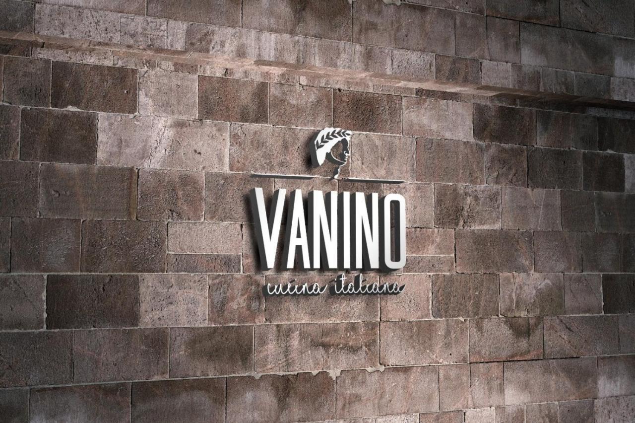 Hotel Am Stadion Vanino Cucina Italian Bielefeld Bagian luar foto